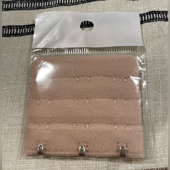 Bra Extender 3 hook Nude - Picture 2 of 6
